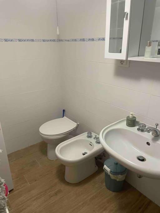 Casa Azzurra, Nel Cuore Di Genova エクステリア 写真