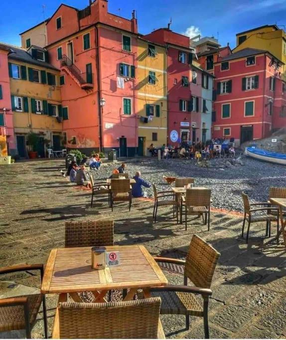 Casa Azzurra, Nel Cuore Di Genova エクステリア 写真